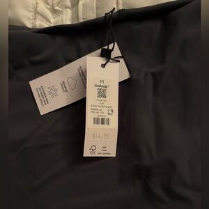 Brand new WITH TAGS Garage Soft Active Micro Skirt Green Size Meedium